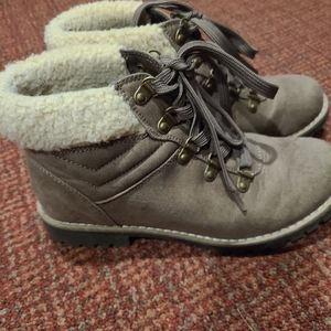 Sonoma ankle boots with plush top